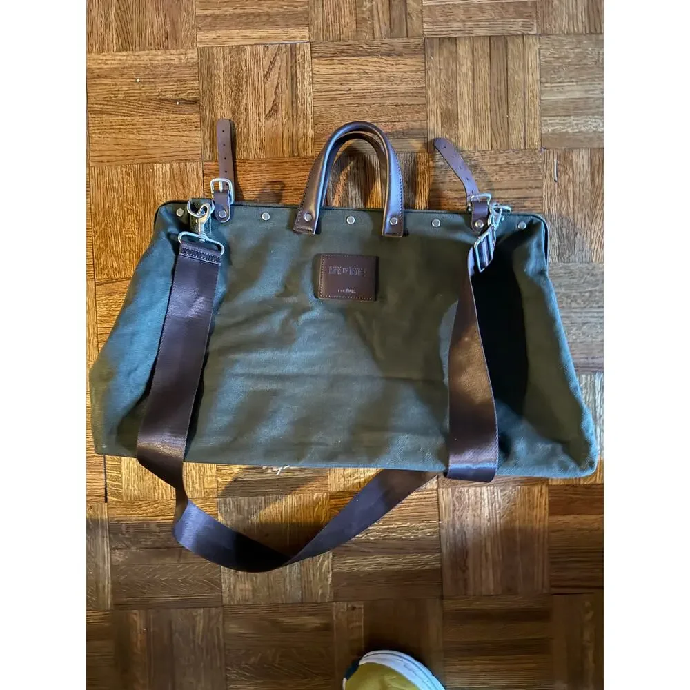 INcredible Weekender Bag! Olive Green
